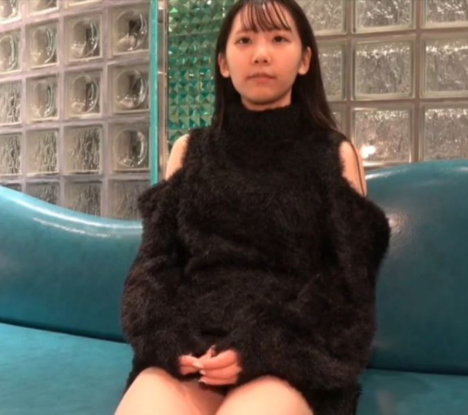 颜值网红阎盼盼大波翘臀完美身材浴缸洗澡诱惑十足